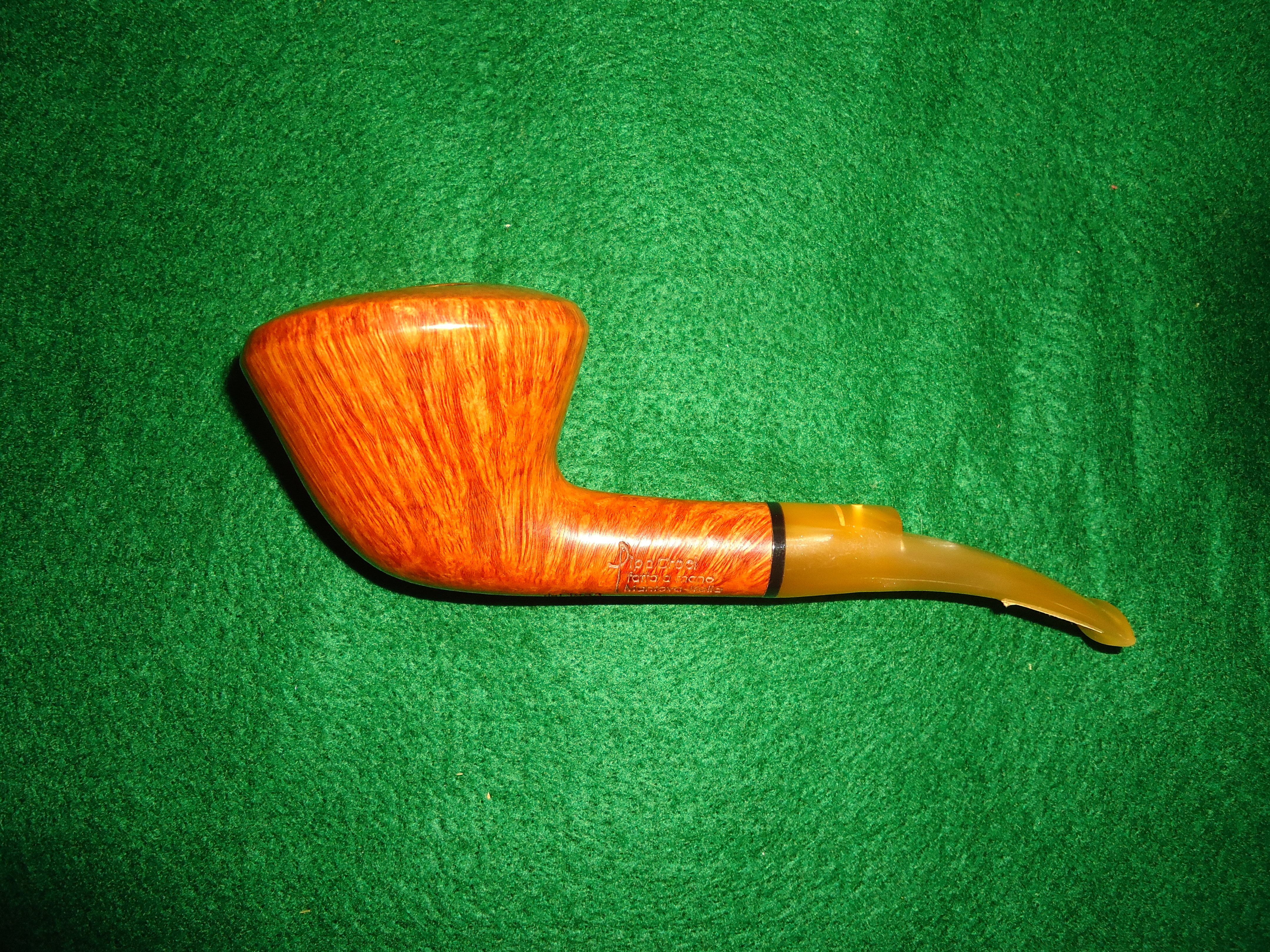 Pipa Golden Flame