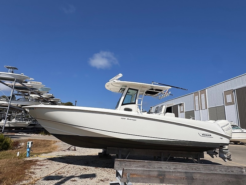 pre owned yachts