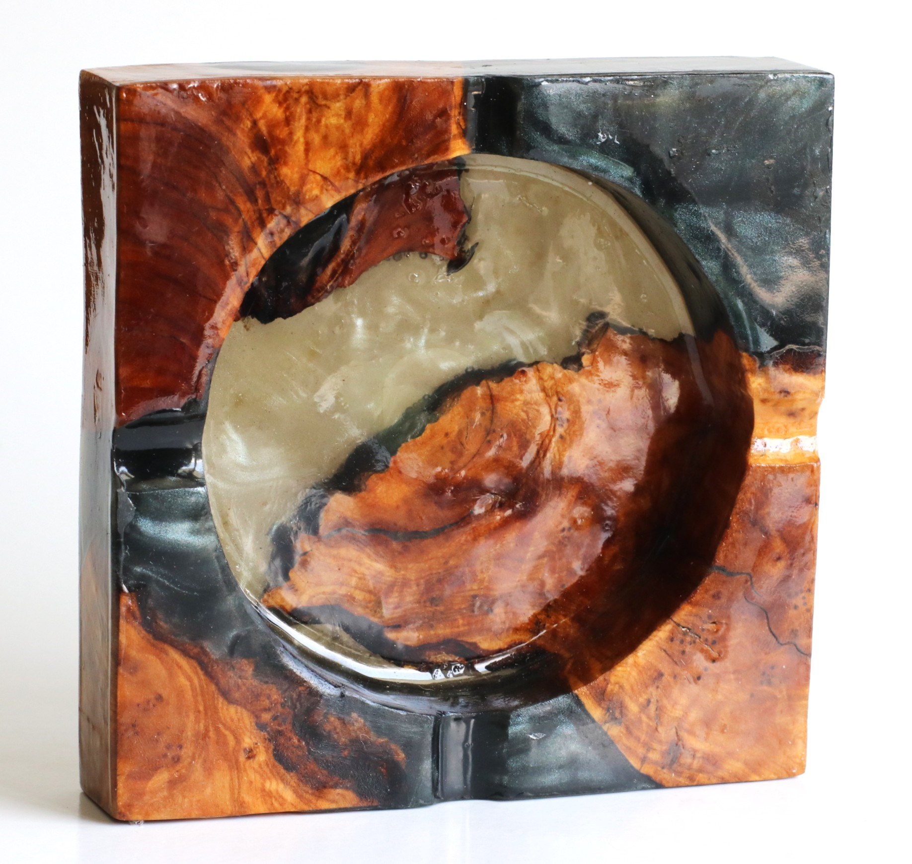 Olive Wood Ashtray-Tunisian Art Piece-World Class Gift