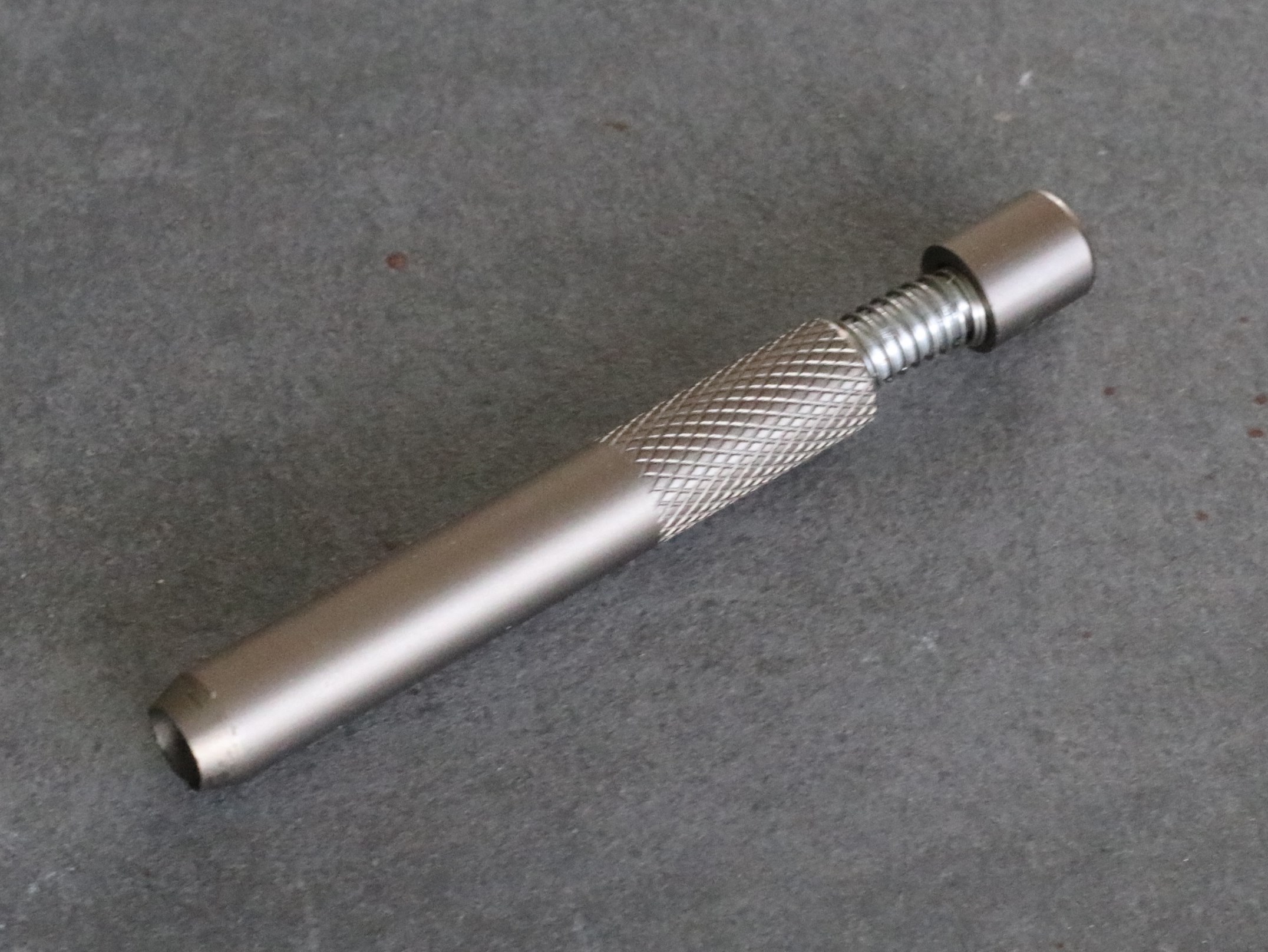 3" Self Eject One Hitter Pipe-Spring Loaded Cleaning System-Zero Ash - 14mm Female Bowl Insert