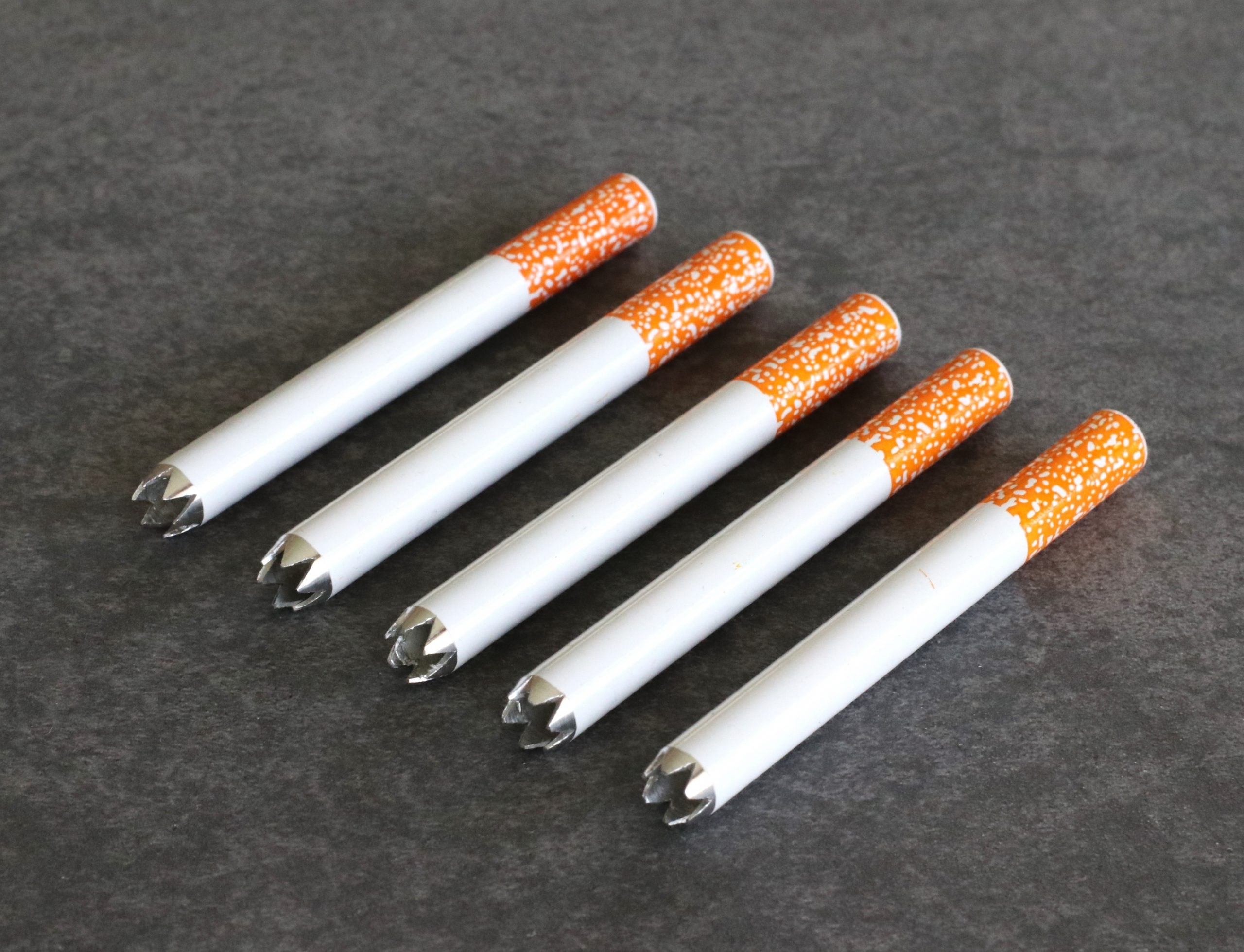 2" & 3" Grinder Tip One Hitter Pipes - Lots of 5/10/20 pcs