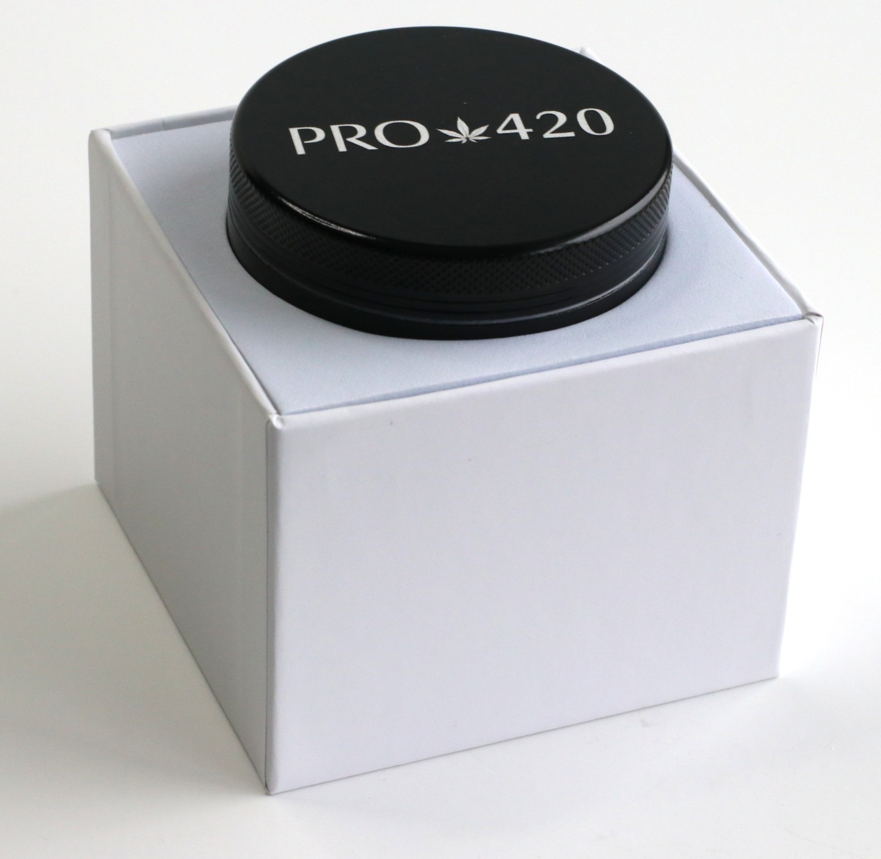 PRO 420 Ceramic Herb Grinder- 63mm Diameter-4 Piece Professional Herb & Marijuana Grinder - PRO 420 Herb Grinder